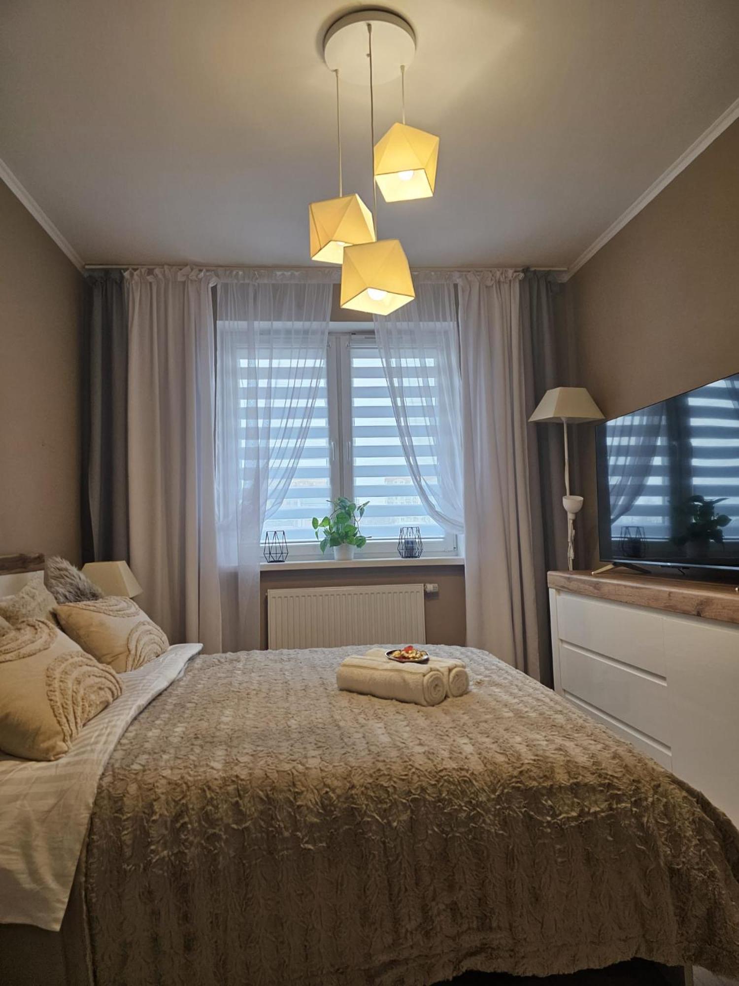 2 Bed In *
