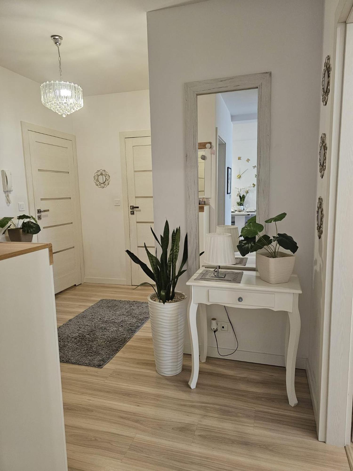 2 Bed In Apartment