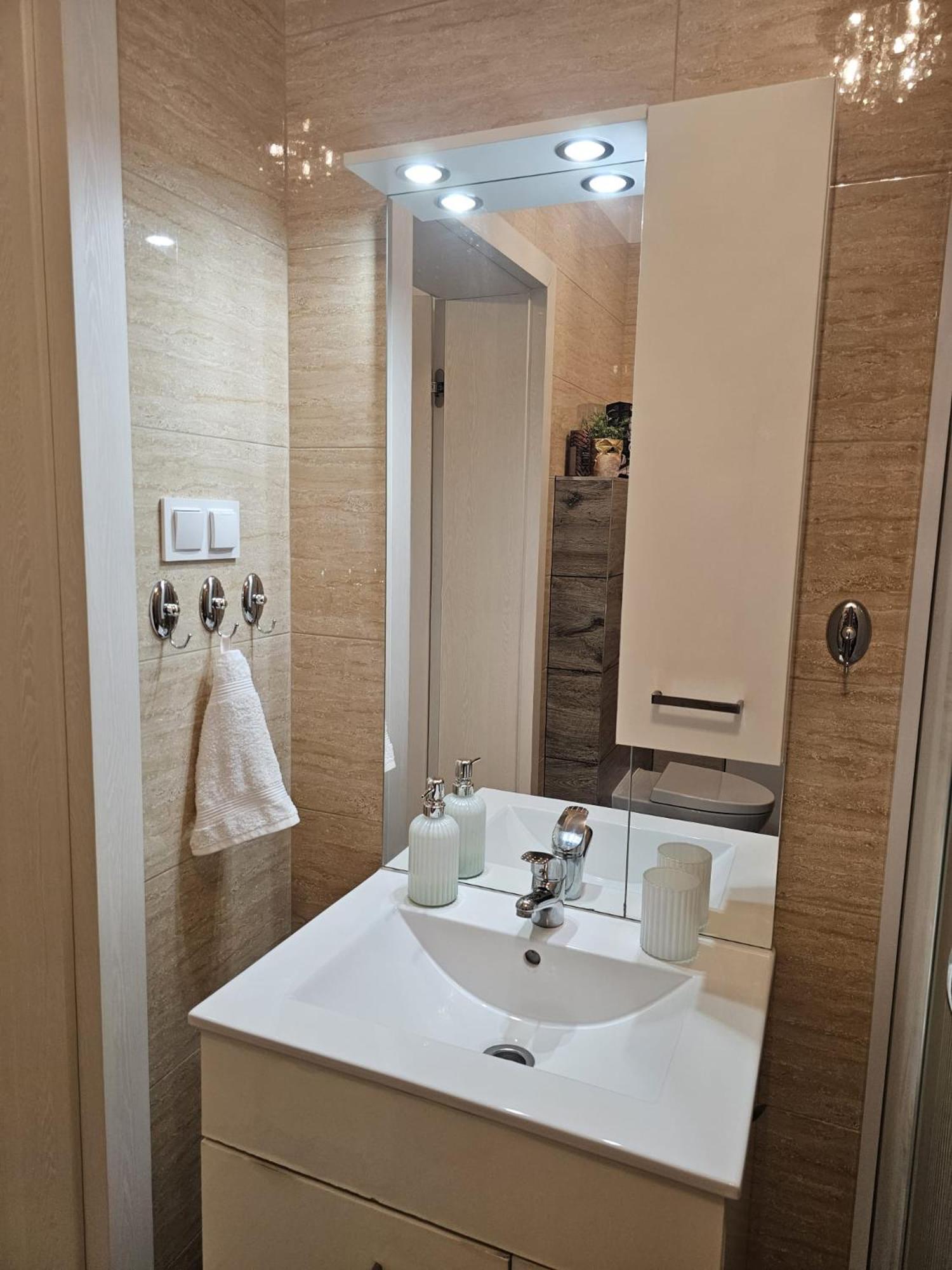 2 Bed In Zyrardow